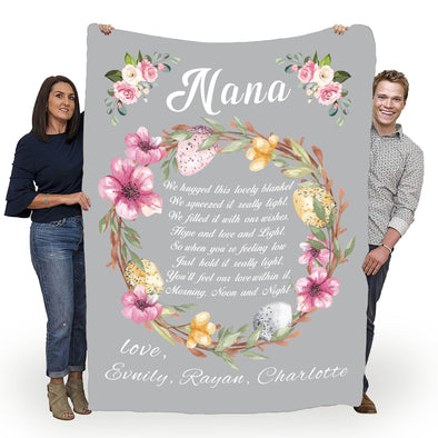 Personalized Fleece Blanket For Nana/Grandma/Papa/Mom with Grand kids Names.
