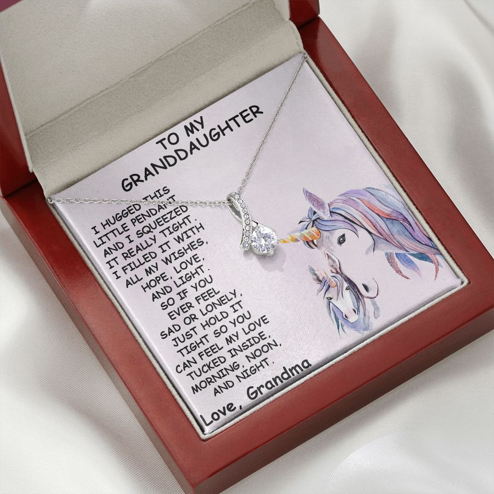TO MY GRANDDAUGHTER, LOVE KNOT NECKLACE WITH MESSAGE CARD FOR GRANDDAUGHTER, BIRTHDAY GIFT FOR HER, FROM GRANDMA