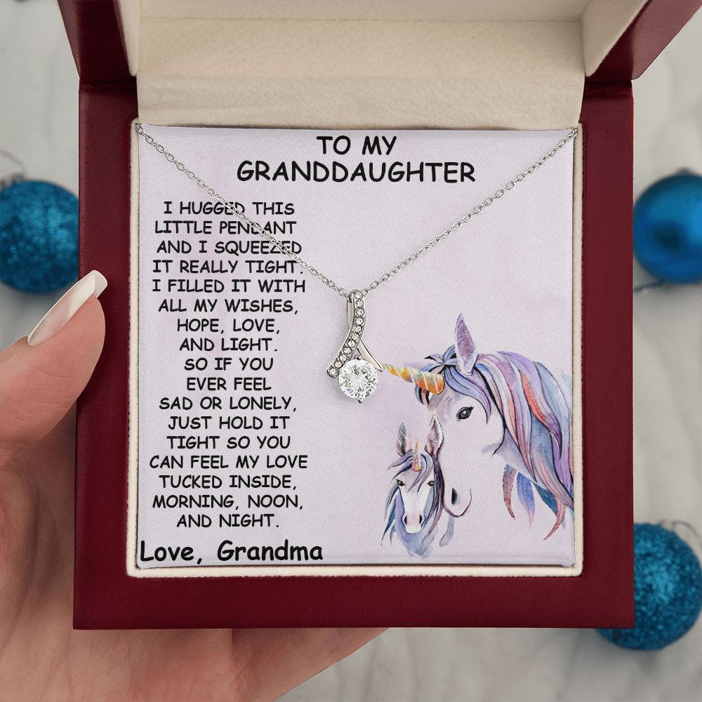 TO MY GRANDDAUGHTER, LOVE KNOT NECKLACE WITH MESSAGE CARD FOR GRANDDAUGHTER, BIRTHDAY GIFT FOR HER, FROM GRANDMA