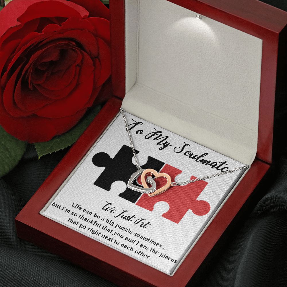 TO MY SOULMATE WE JUST FIT, INTERLOCKING HEART NECKLACE, FOR COUPLES, BIRTHDAY GIFT FOR HER, NECKLACE WITH MESSAGE CARD