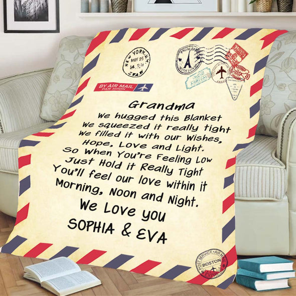 Personalized Postcard Message Blanket For Grandma/Mom/Grandpa/Papa - Customized With Your Nick (Mom, Mimi, Gigi etc.) & Grand Kids/Kids Names