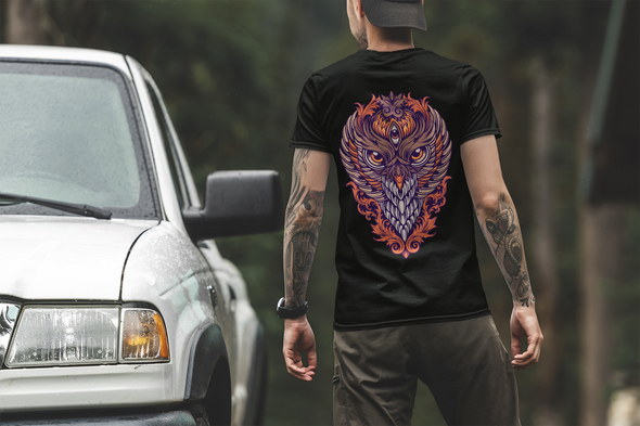 Unisex T-shirt With King Owl Colorful Ornaments